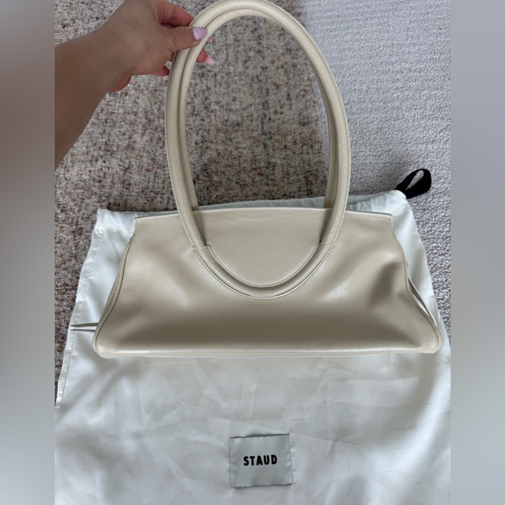 STAUD Cream Leather Shoulder Bag - Picture 7 of 11